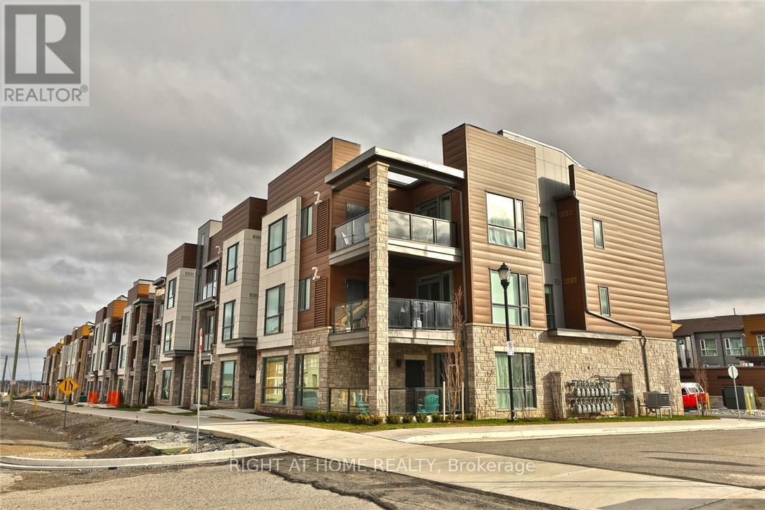 2388-khalsa-gate-oakville-ontario-w12450719