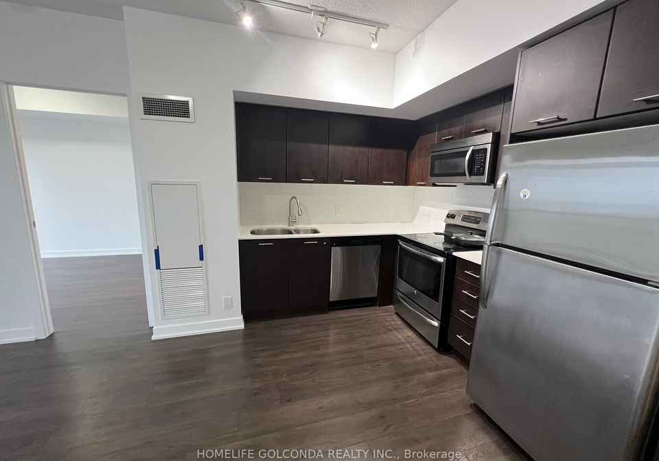 2200-lake-shore-boulevard-w-etobicoke-ontario-w12450878