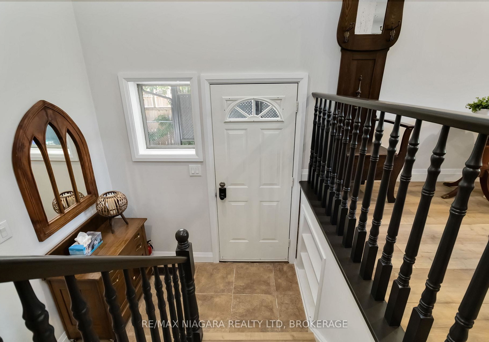 2230-queensway-drive-burlington-ontario-w12450901
