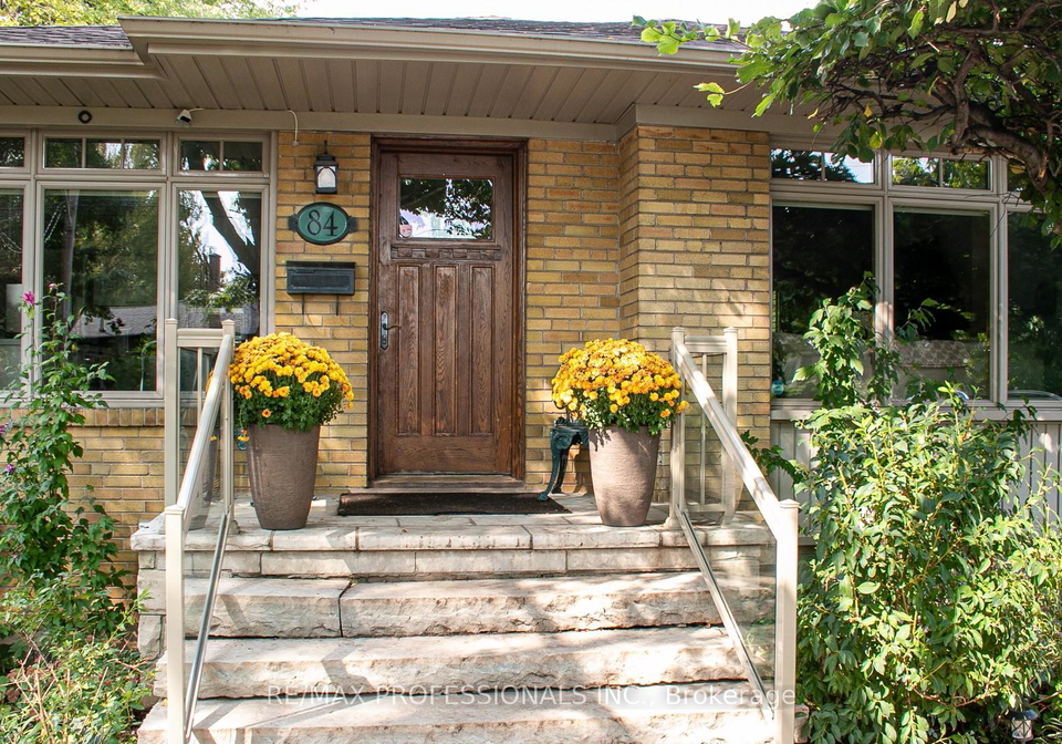 84-north-heights-road-etobicoke-ontario-w12451250