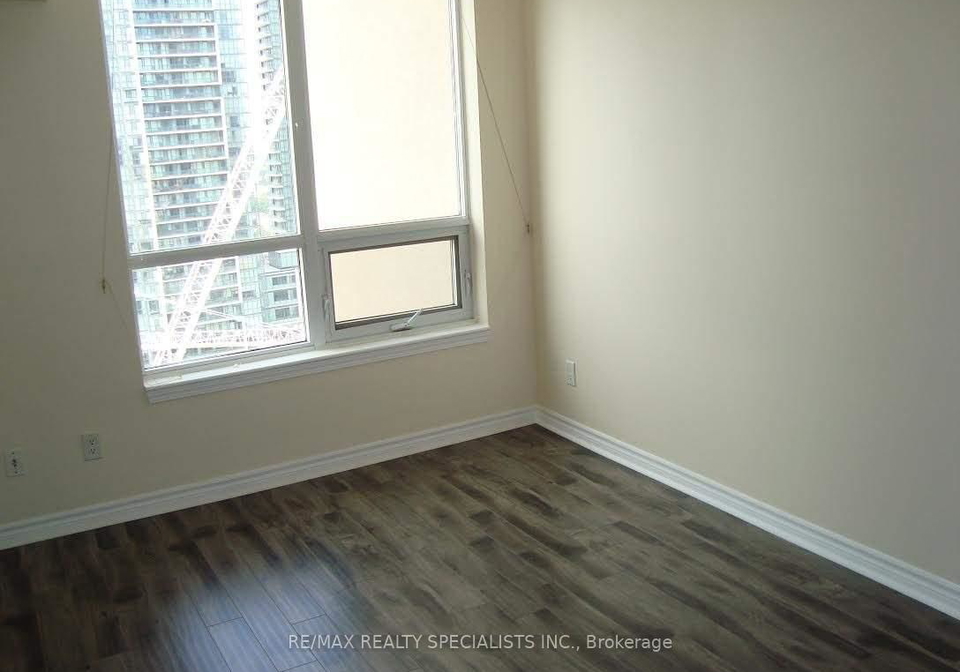 4080-living-arts-drive-mississauga-ontario-w12451267