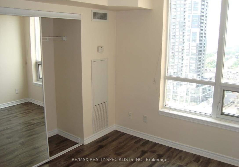4080-living-arts-drive-mississauga-ontario-w12451267
