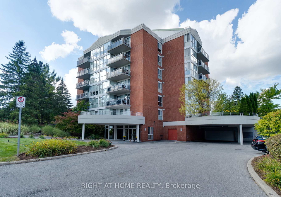 1071-queens-avenue-oakville-ontario-w12451377