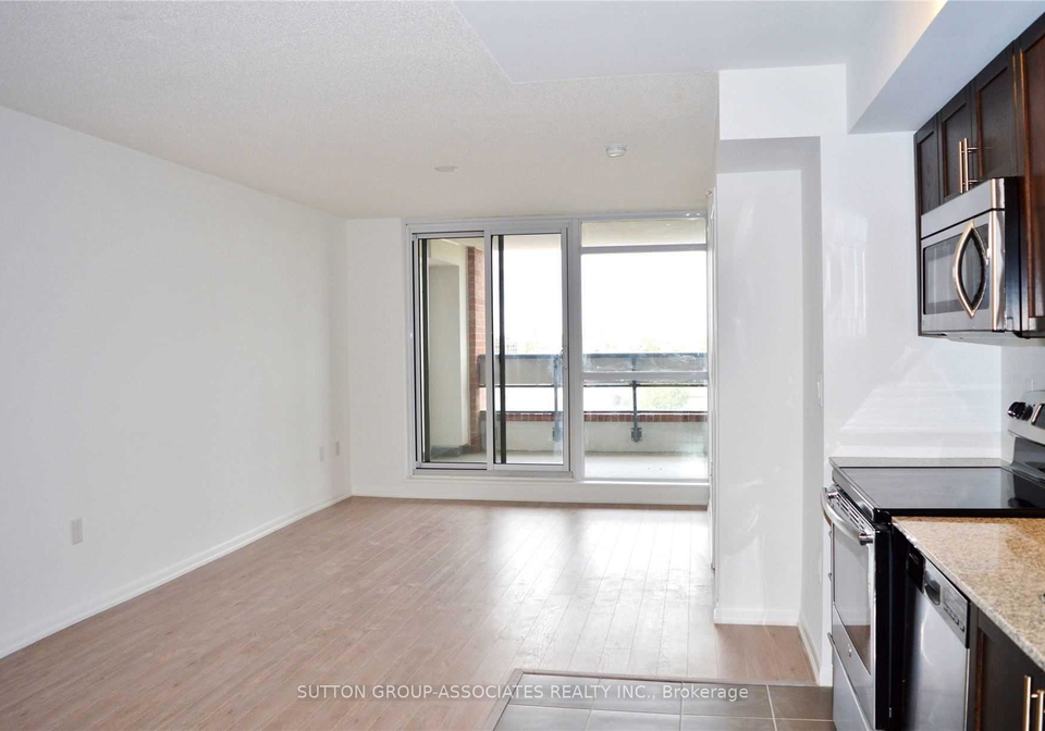 830-lawrence-avenue-w-north-york-ontario-w12451659