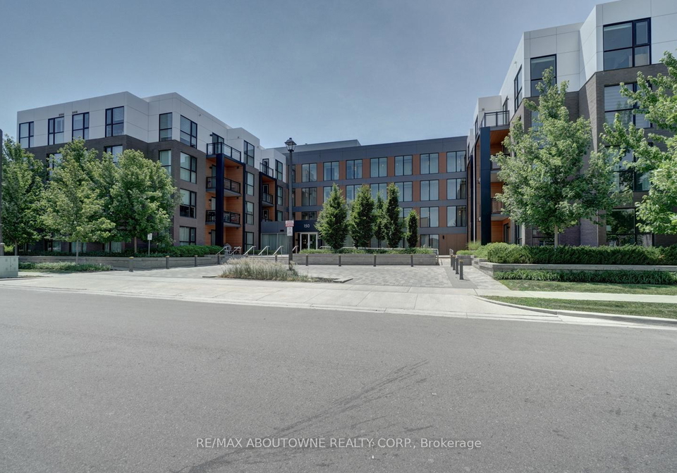 150-sabina-drive-oakville-ontario-w12451700