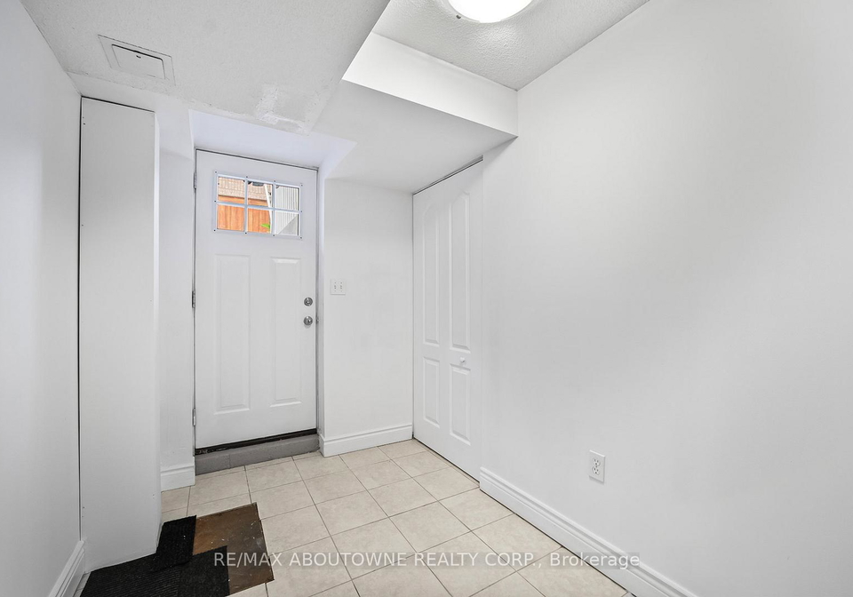 128-breton-avenue-mississauga-ontario-w12451874