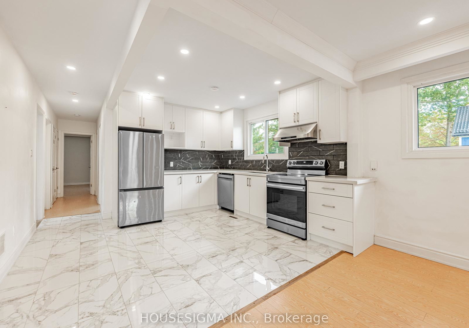 16-muskoka-avenue-etobicoke-ontario-w12451958