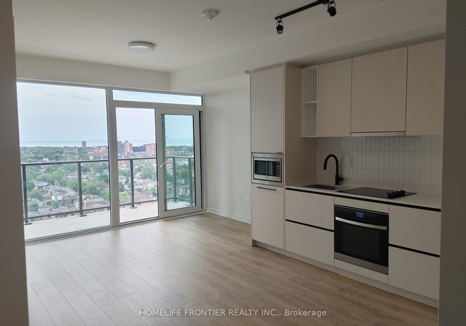 1285-dupont-street-toronto-ontario-w12452016