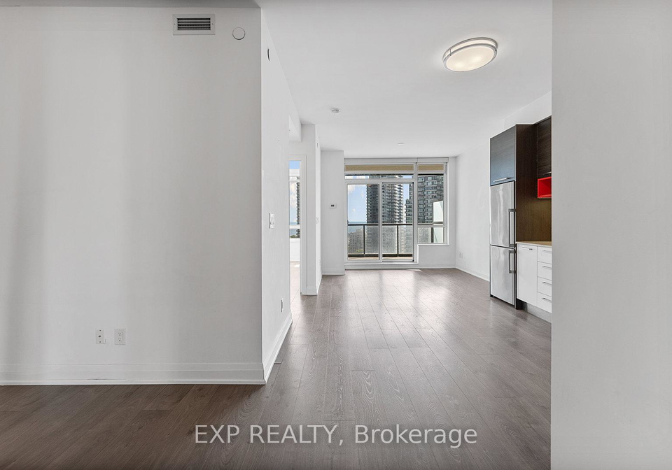 36-park-lawn-road-w-etobicoke-ontario-w12452033