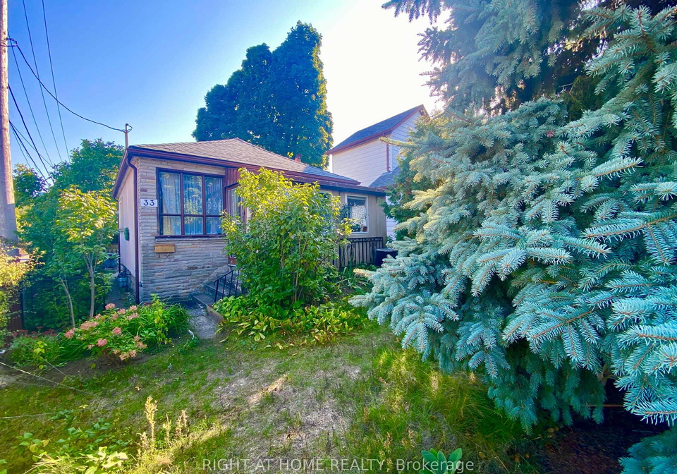 33-waniska-avenue-etobicoke-ontario-w12452103