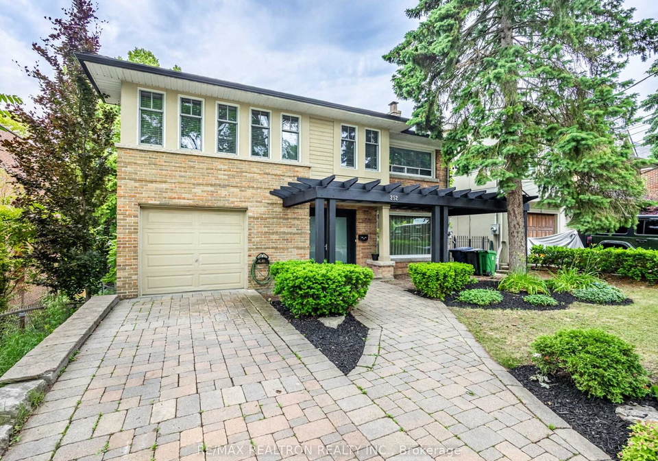 252-ellis-avenue-toronto-ontario-w12452108