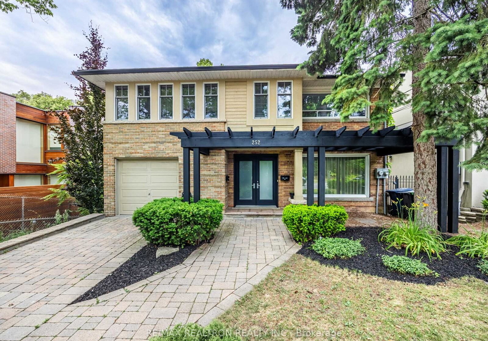 252-ellis-avenue-toronto-ontario-w12452108