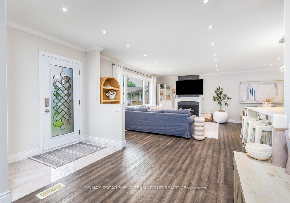 816-tanager-avenue-burlington-ontario-w12452209