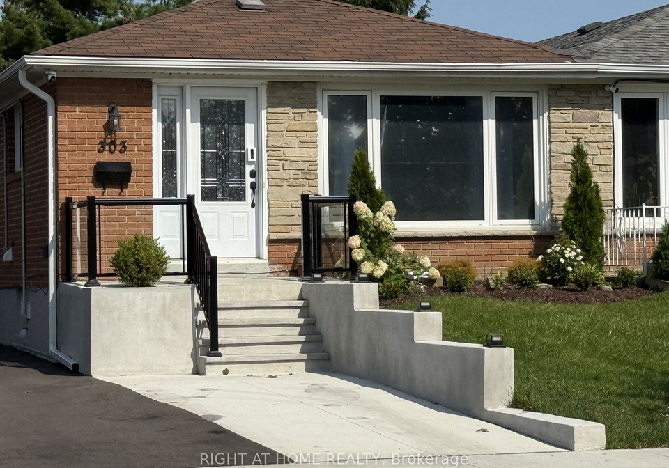 303-thrace-avenue-mississauga-ontario-w12452211