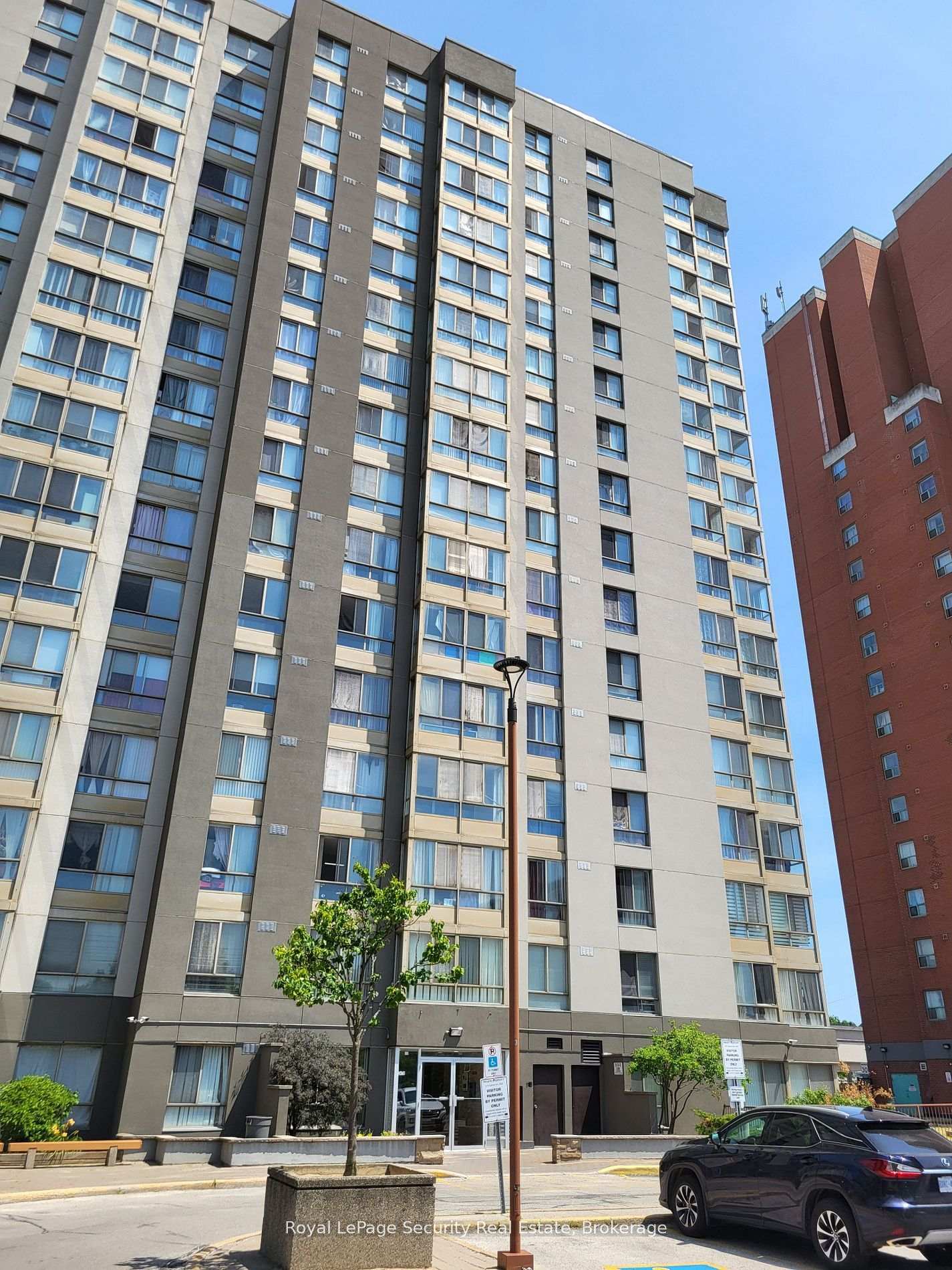 2470-eglinton-avenue-w-north-york-ontario-w12452318