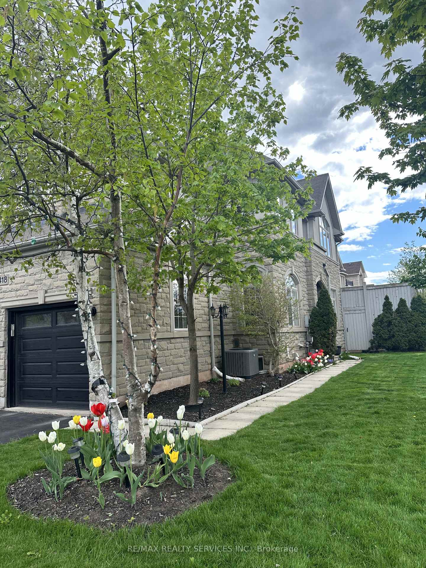 2418-wasaga-drive-oakville-ontario-w12452537