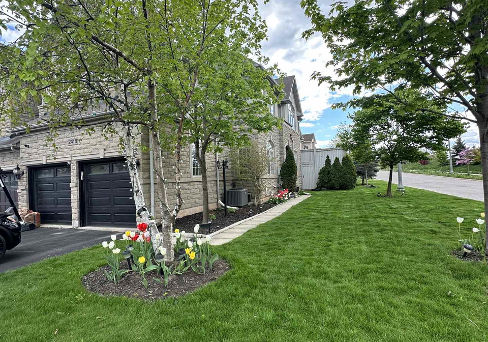 2418-wasaga-drive-oakville-ontario-w12452537