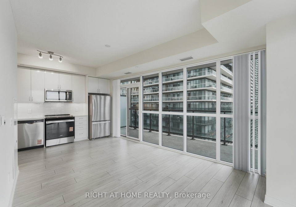 38-annie-craig-drive-etobicoke-ontario-w12452619