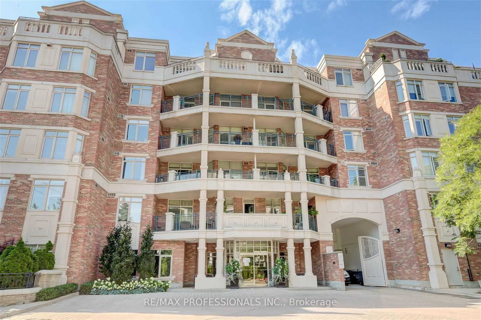 10-old-mill-trail-etobicoke-ontario-w12452703