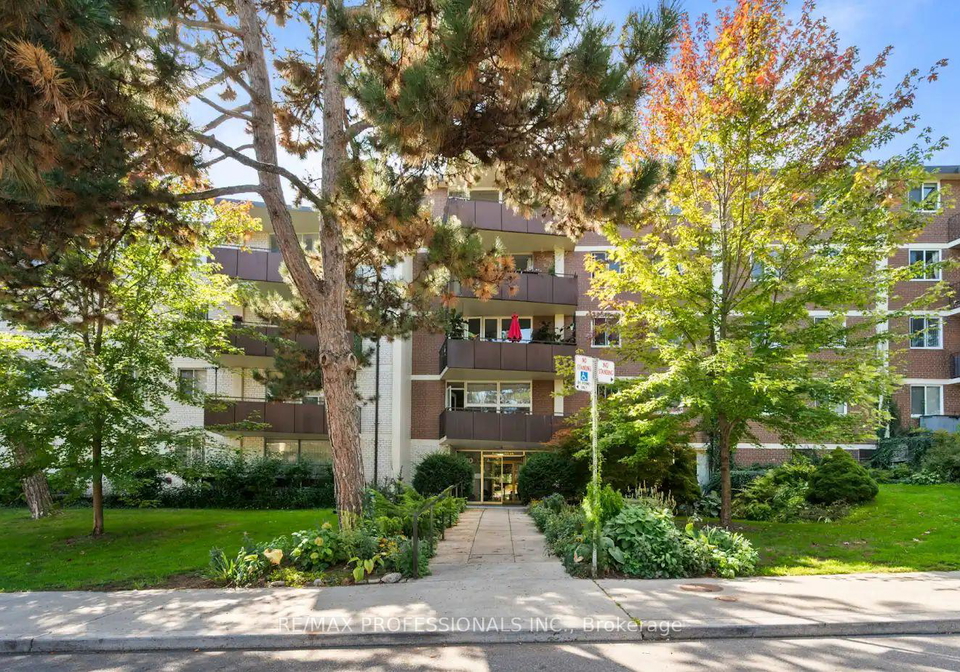 80-coe-hill-drive-toronto-ontario-w12453015