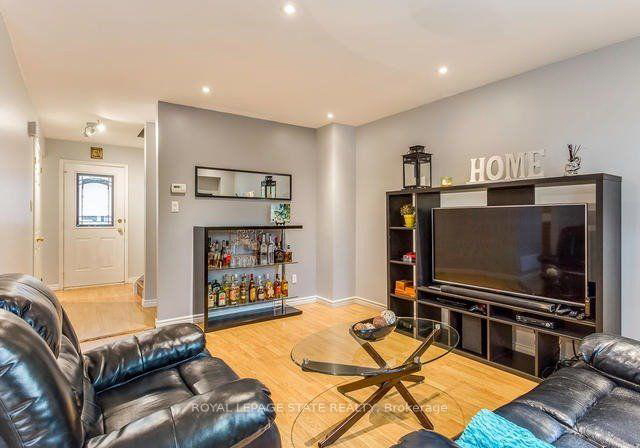 1004-elizabeth-place-oakville-ontario-w12453024