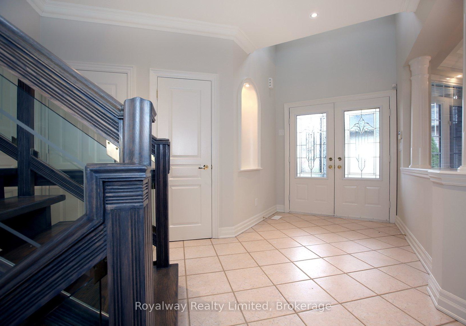 2104-e-pinevalley-crescent-e-oakville-ontario-w12453054