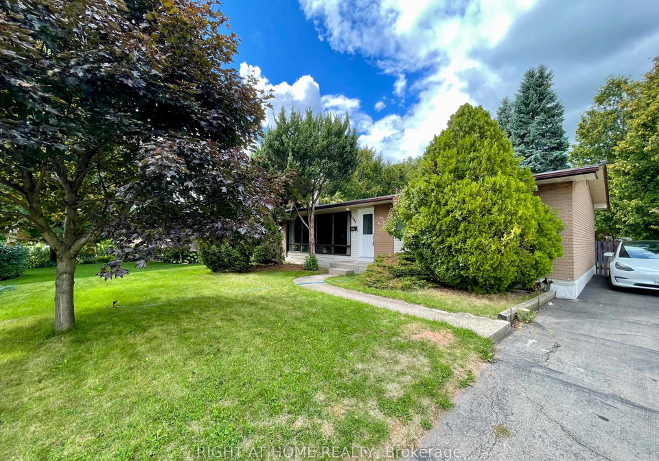 1382-gainsborough-drive-oakville-ontario-w12453318