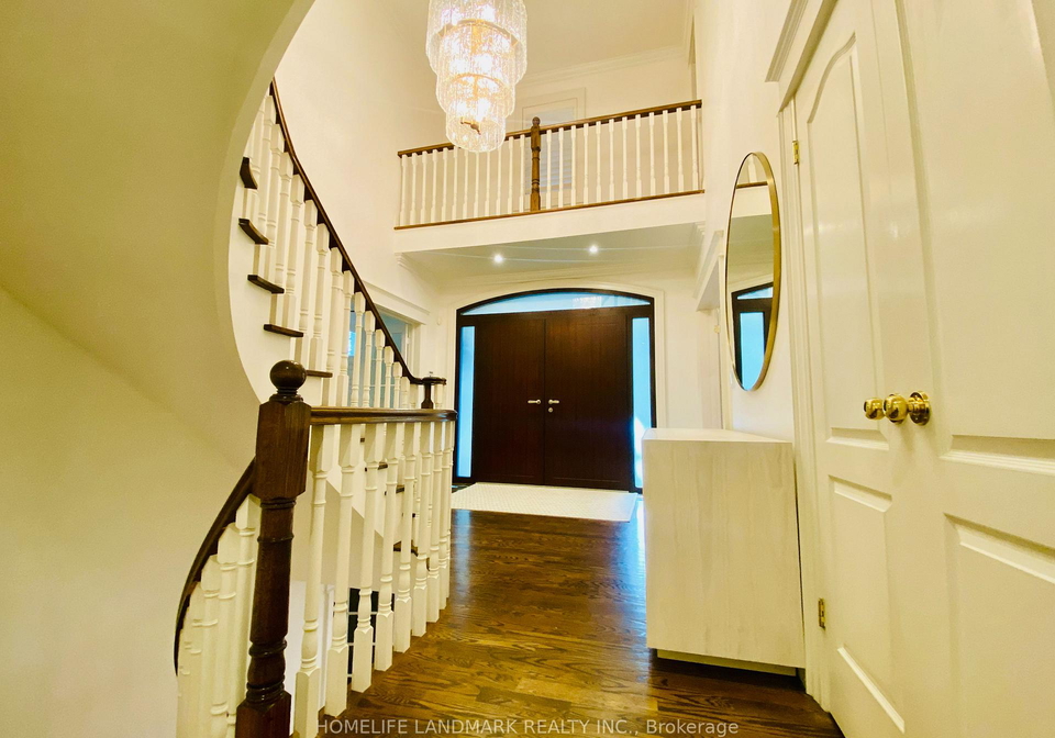 55-ennisclare-drive-w-oakville-ontario-w12453352