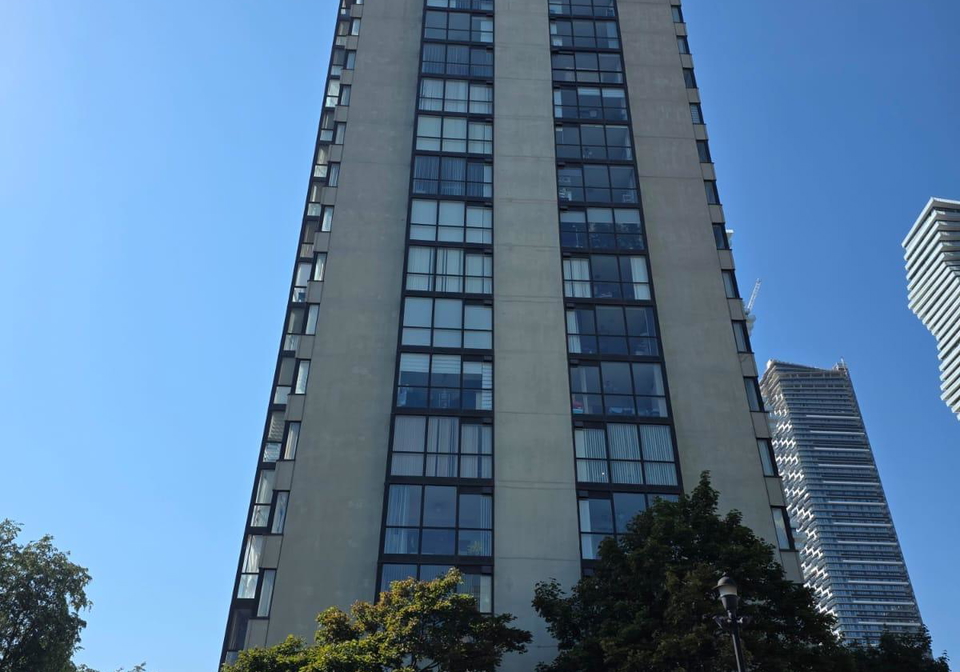 350-webb-drive-mississauga-ontario-w12453416