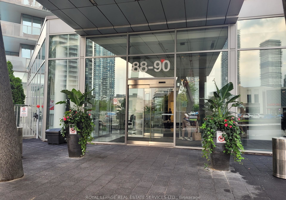90-park-lawn-road-etobicoke-ontario-w12453569