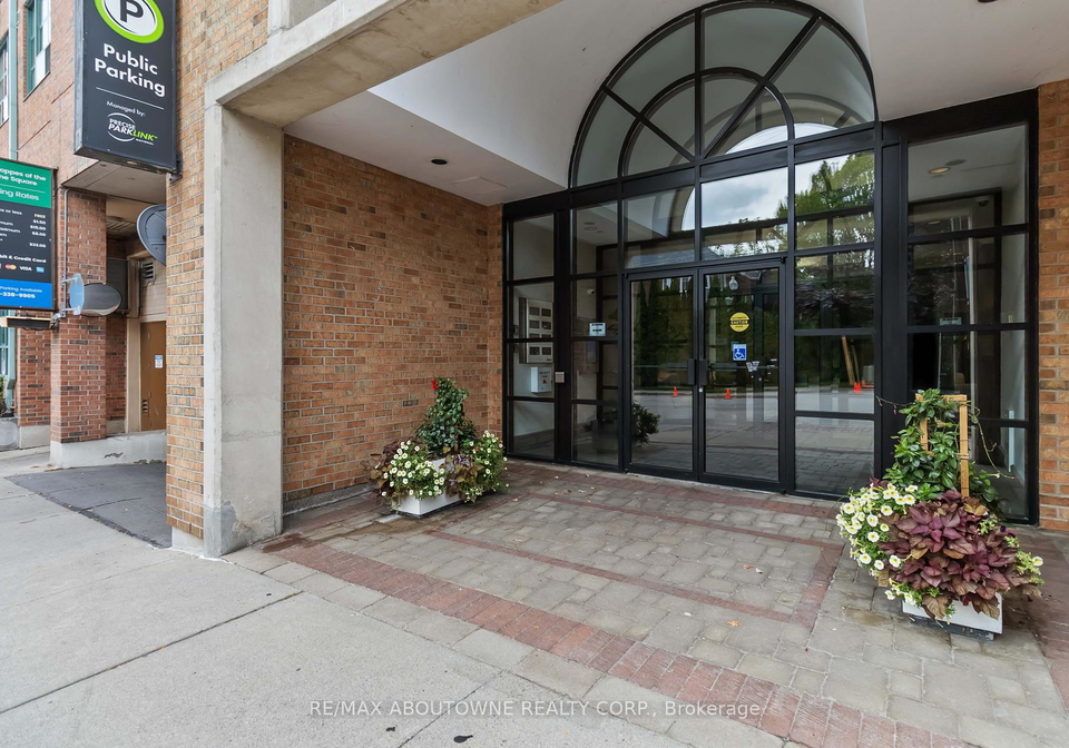 221-robinson-street-oakville-ontario-w12453687