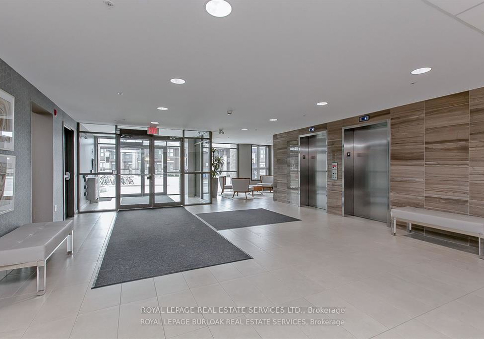 5010-corporate-drive-burlington-ontario-w12454572