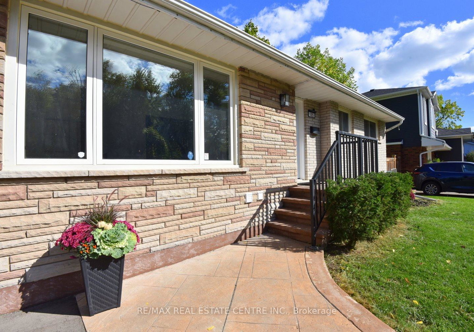 405-erindale-drive-burlington-ontario-w12454606