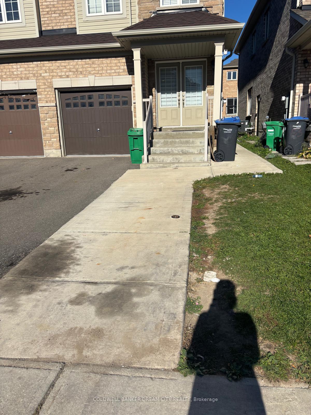 55-frenchpark-circle-brampton-ontario-w12454609