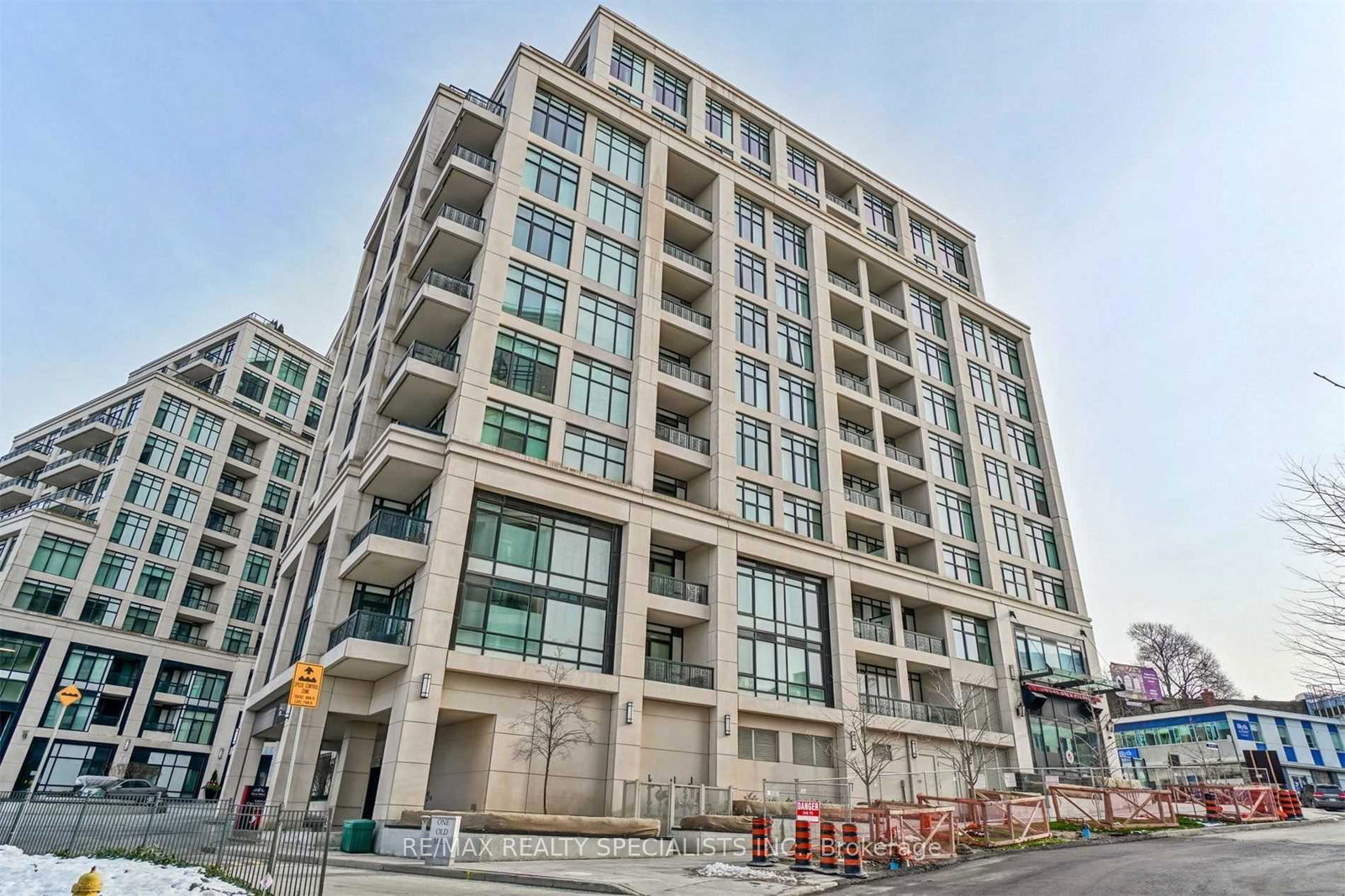 1-old-mill-drive-toronto-ontario-w12454637