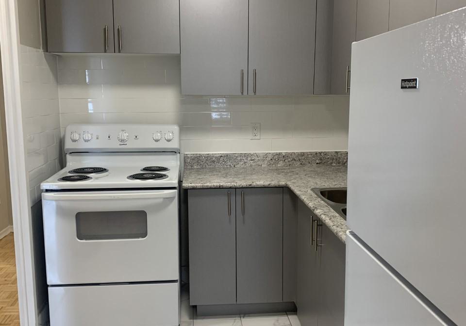 1030-pearson-drive-oakville-ontario-w12454686