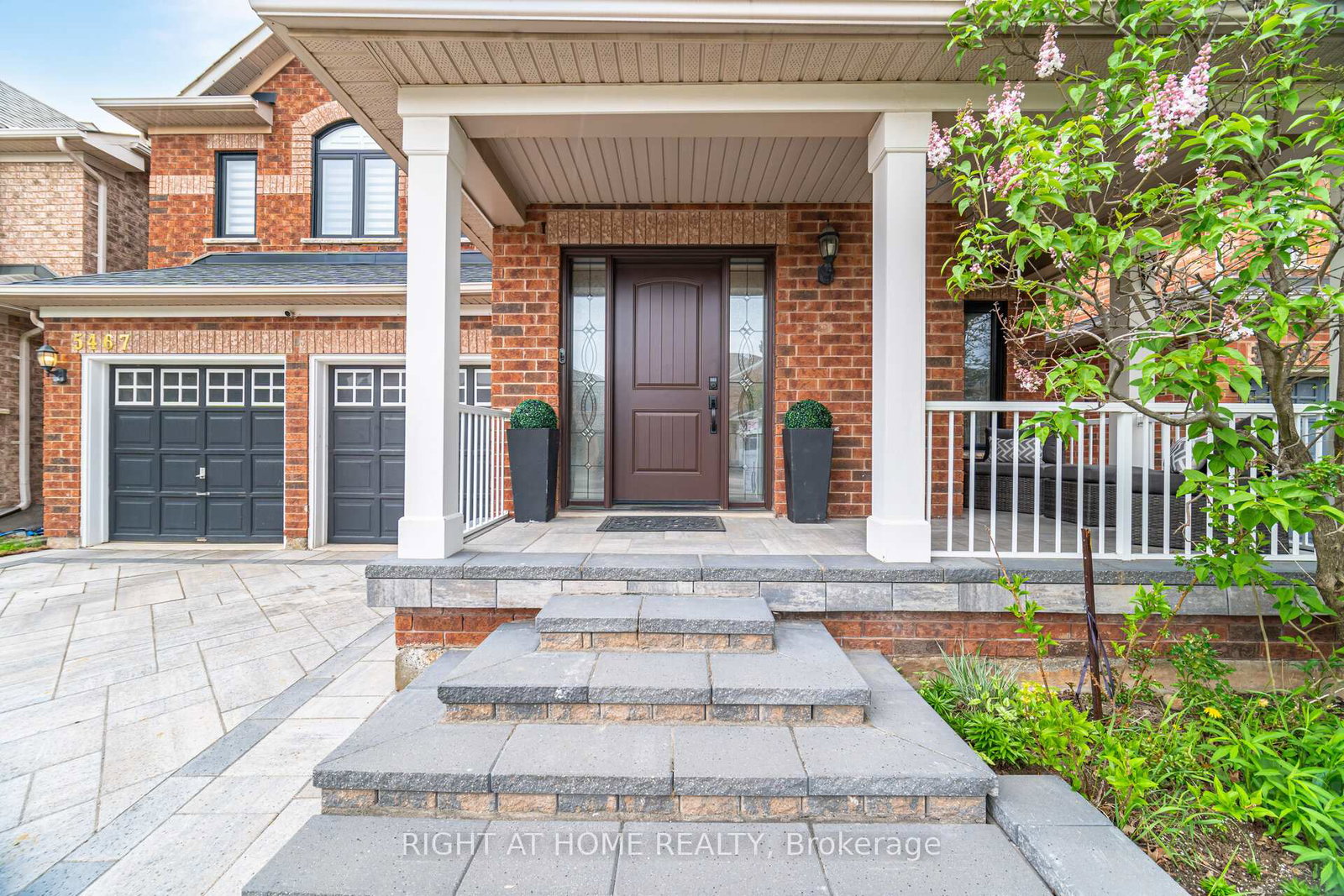 5467-blue-spruce-avenue-burlington-ontario-w12454736