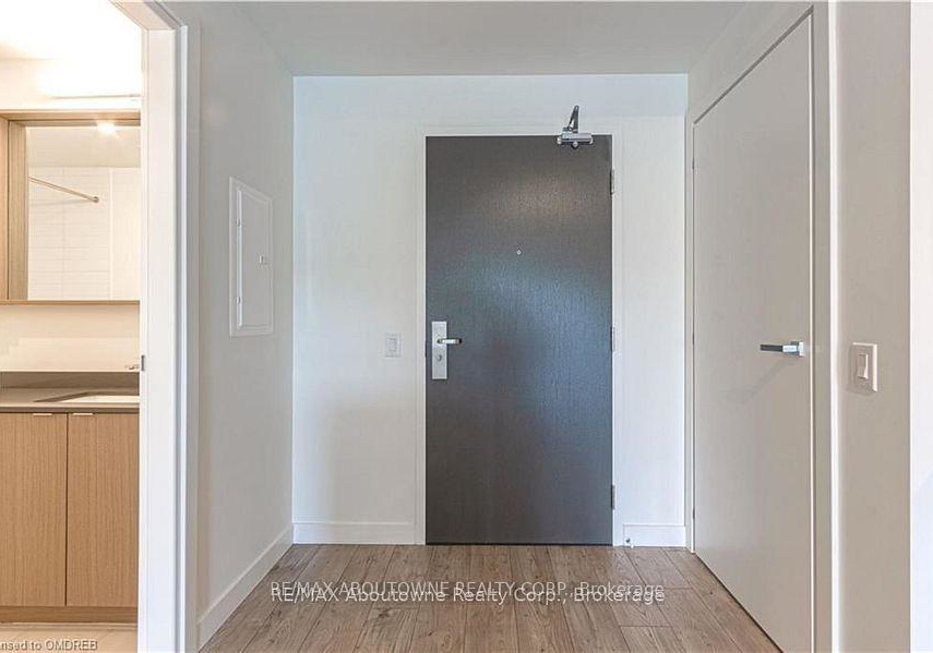 133-bronte-road-oakville-ontario-w12455077