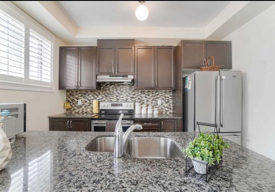 61-new-pines-trail-brampton-ontario-w12455142