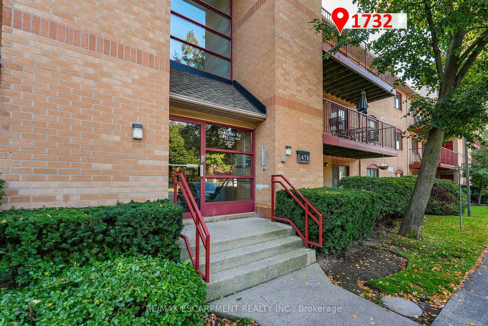 1478-pilgrims-way-oakville-ontario-w12455236
