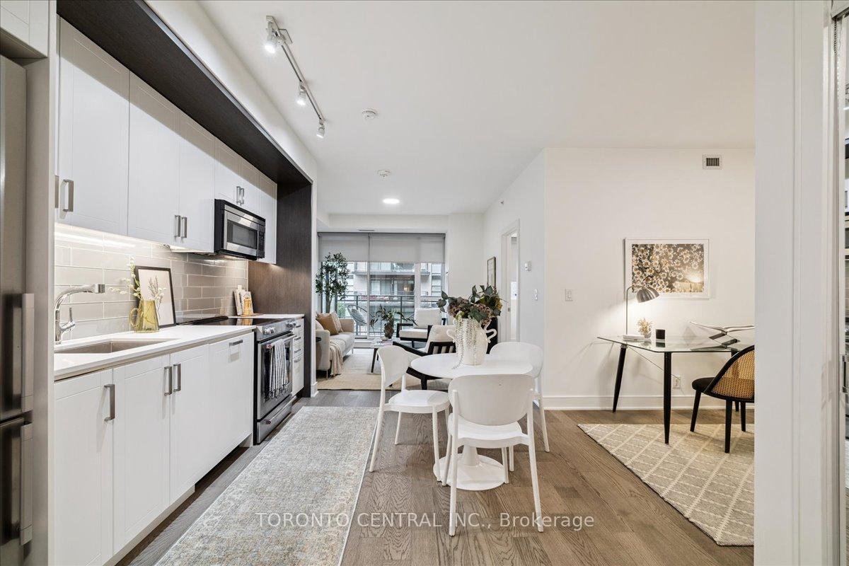 1575-lakeshore-road-w-mississauga-ontario-w12455364