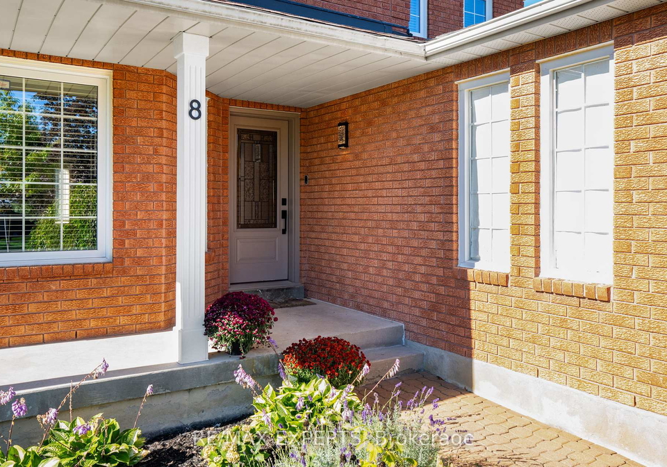 8-strawberry-hill-court-caledon-ontario-w12455538