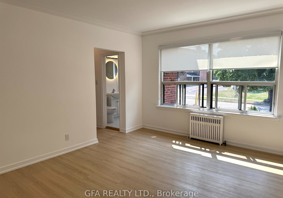 16-arrowsmith-avenue-north-york-ontario-w12455708