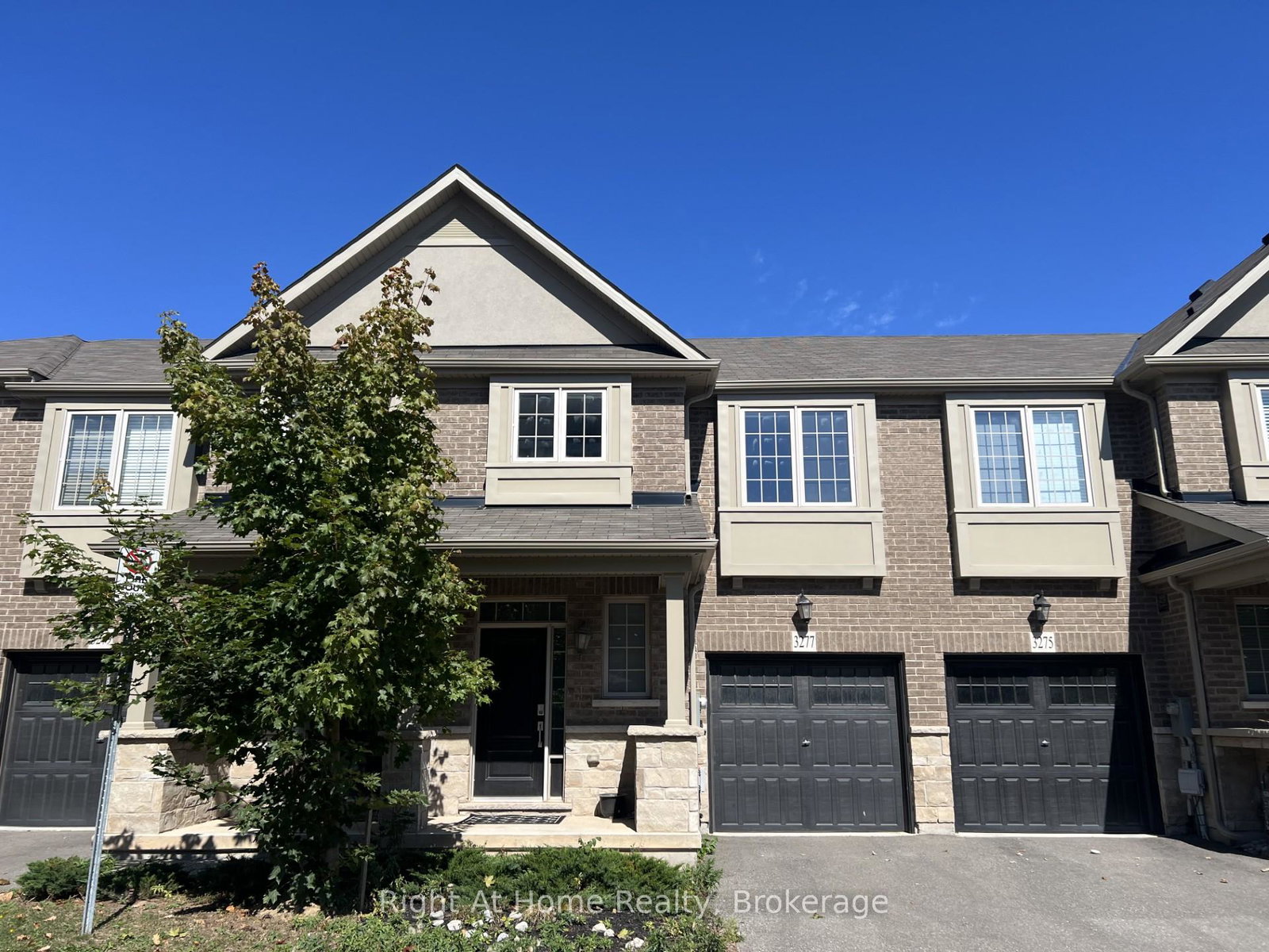 3277-mockingbird-common-oakville-ontario-w12455715