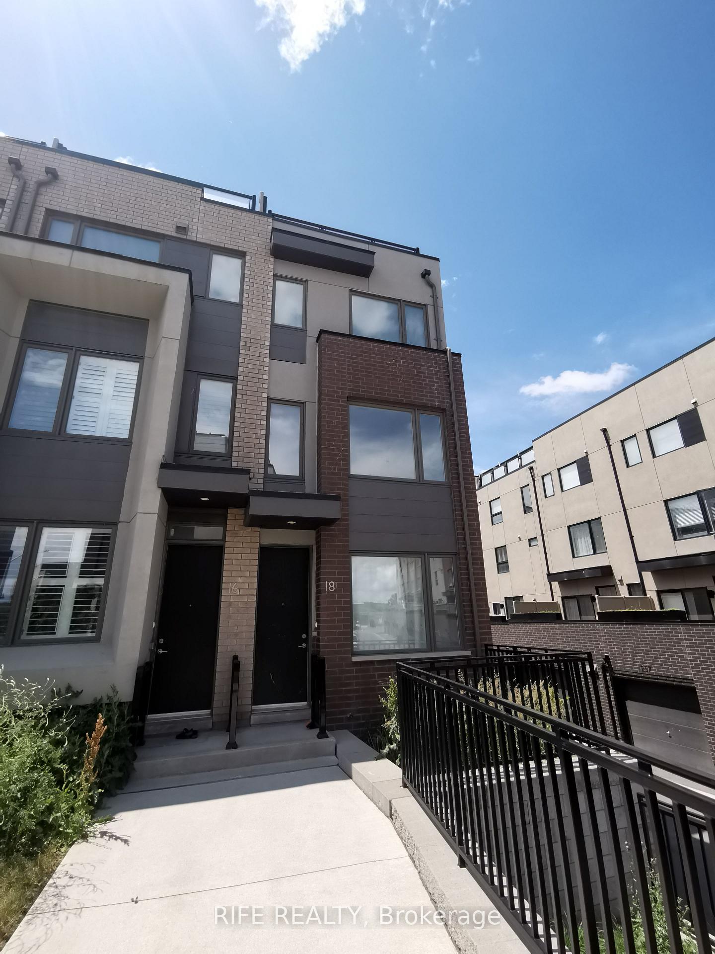 18-sarah-jackson-crescent-york-ontario-w12455771