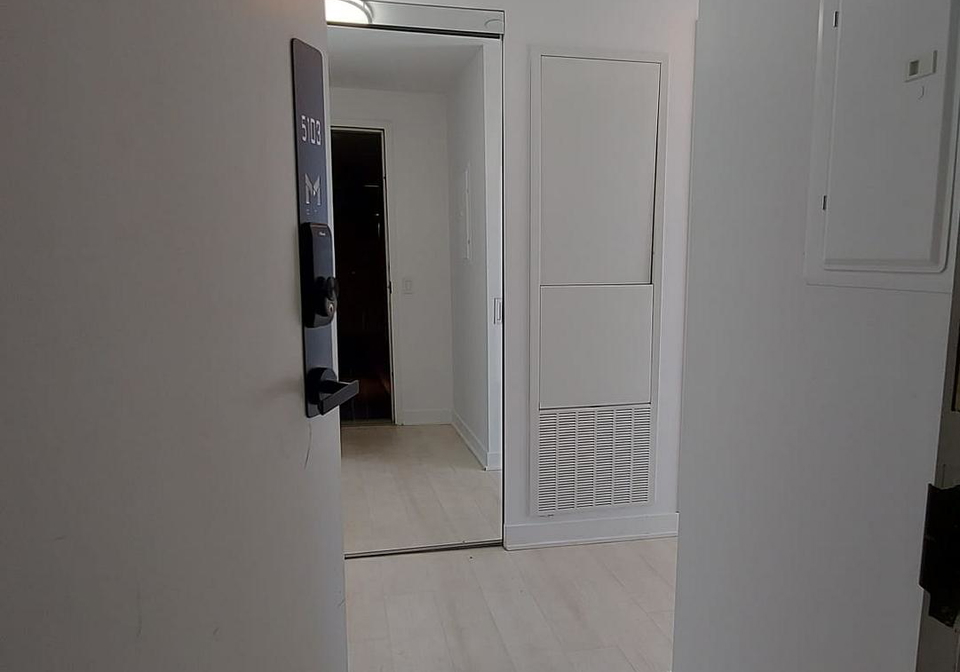 3900-confederation-parkway-mississauga-ontario-w12455775