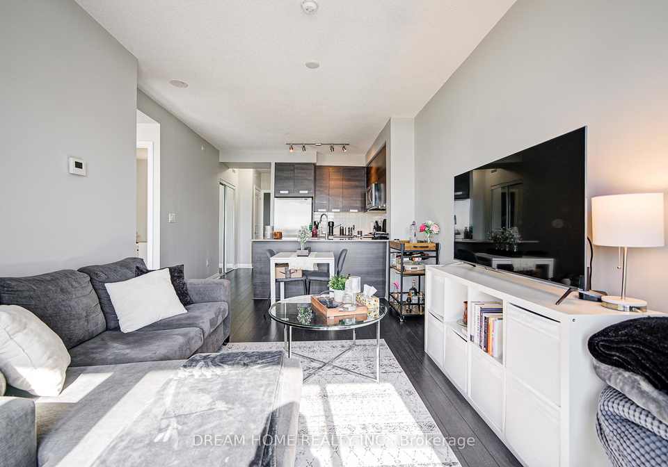 5033-four-springs-avenue-mississauga-ontario-w12455981