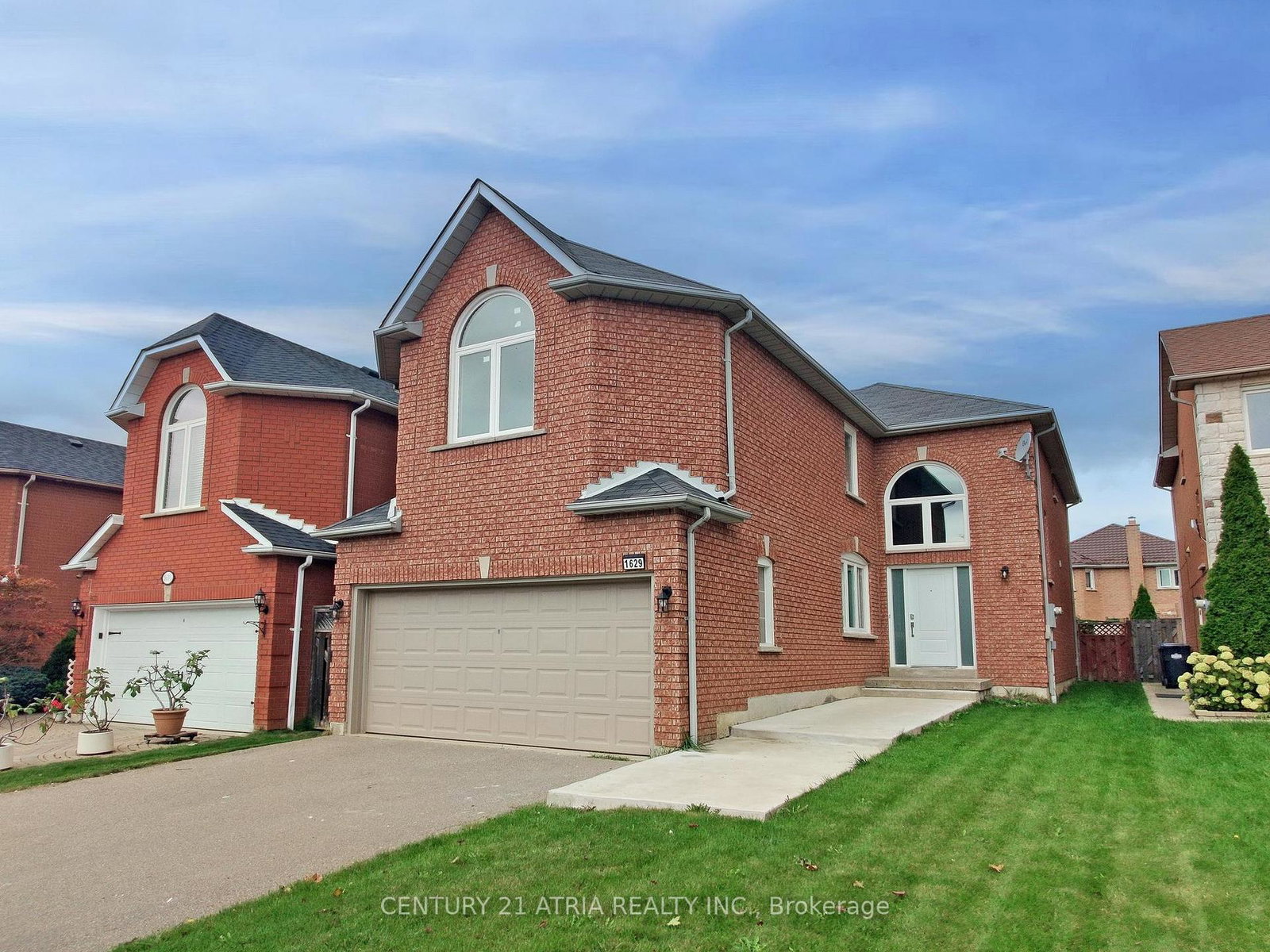 1629-astrella-crescent-mississauga-ontario-w12456329