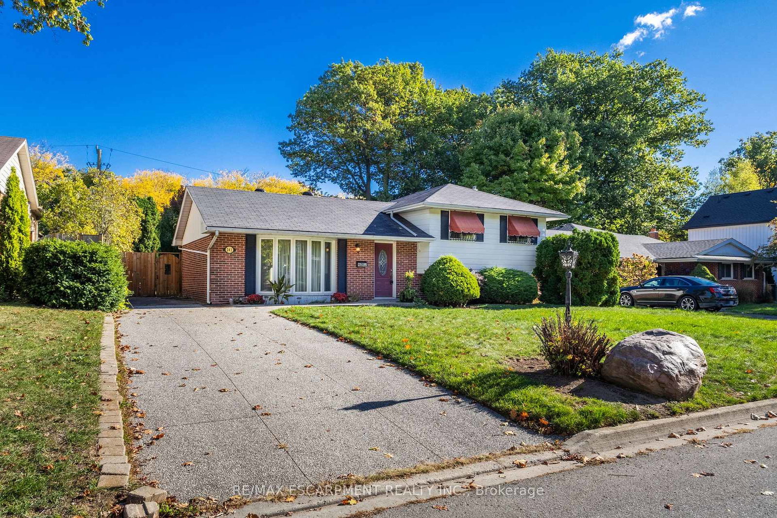 241-tottenham-road-burlington-ontario-w12456361
