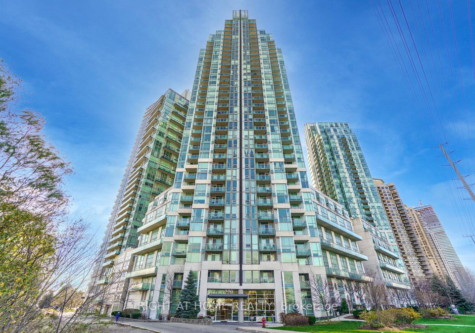 220-burnhamthorpe-road-w-mississauga-ontario-w12456427